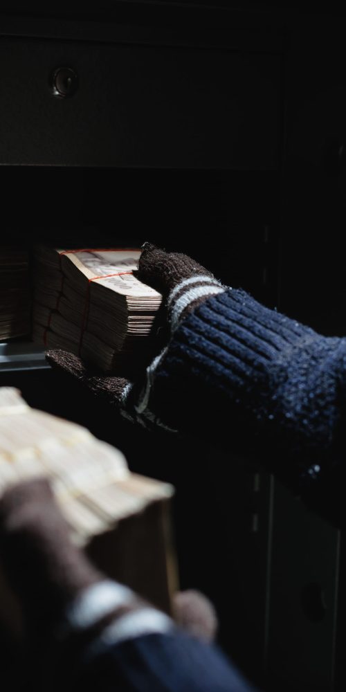 Steal wearing a glove thief and bring out money from safe box.